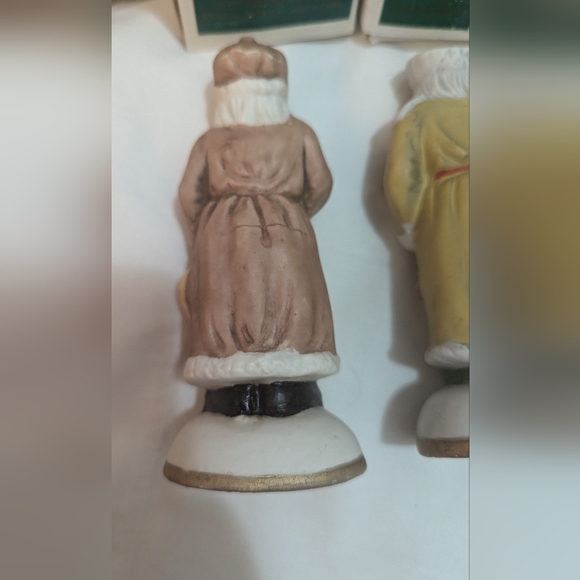 Heilig Meyer Christmas Santas from Around the World Collectable Edition Set of 5 - Picture 9 of 13